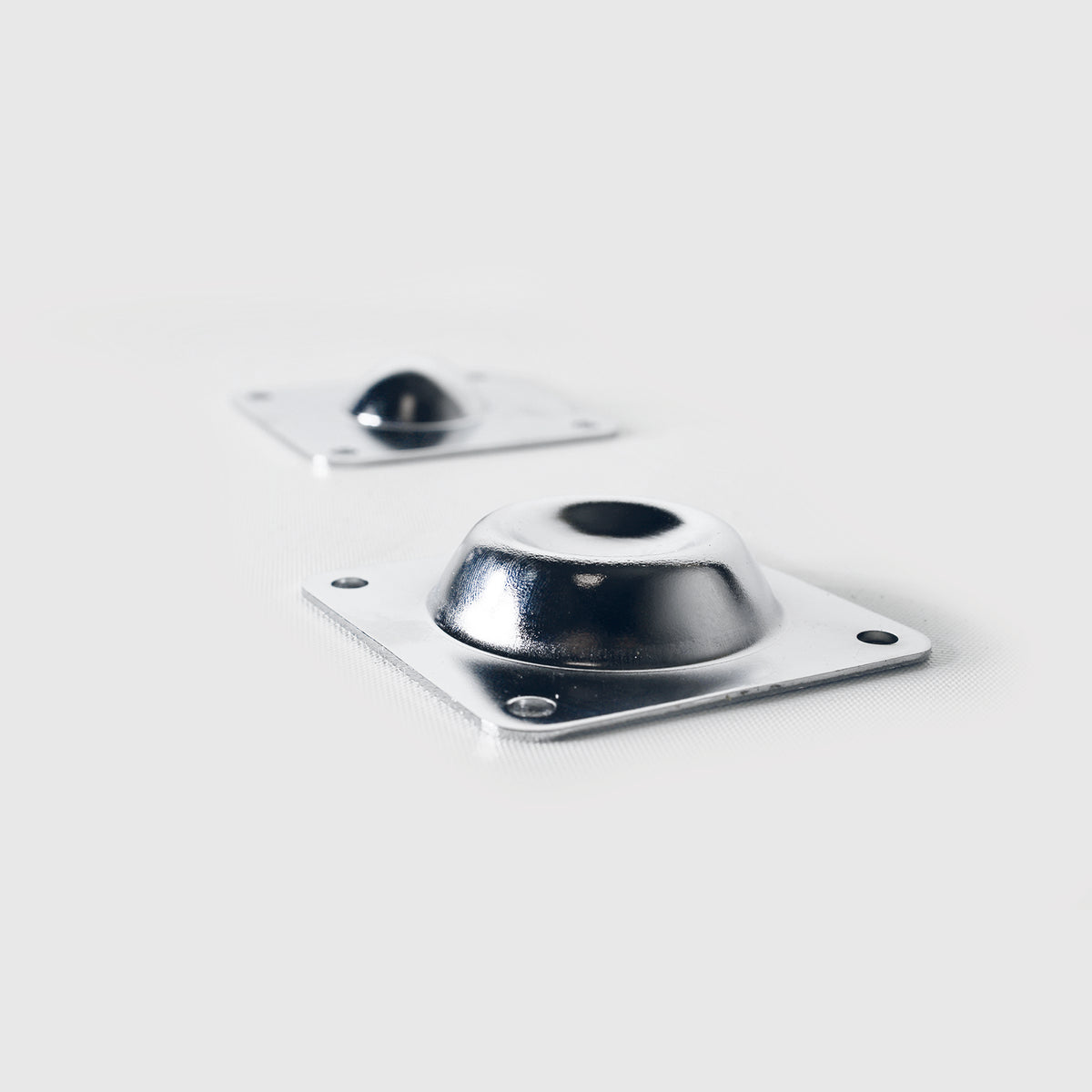 PATA DE ACERO APILABLE HEMBRA PARA FLIGHTCASES SKU: VV1074