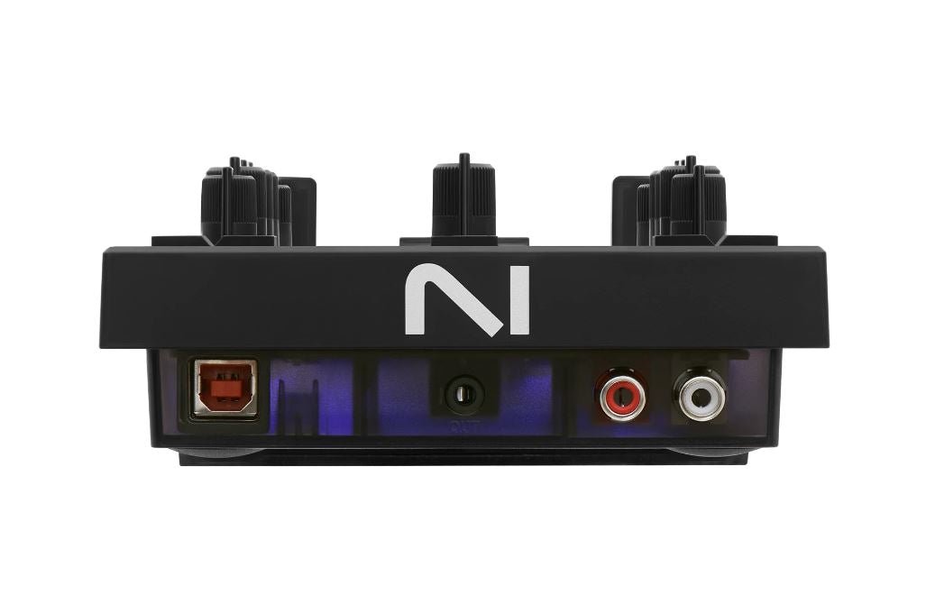 Traktor Kontrol Z1 MK2 Native Instruments - Urdile
